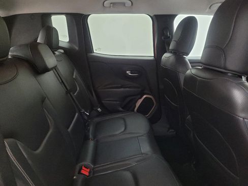 Used 2015 Jeep Renegade Limited AWD/4WD image 19