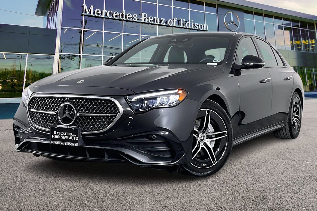 Used 2026 Mercedes-Benz E 350 4MATIC Sedan image 9