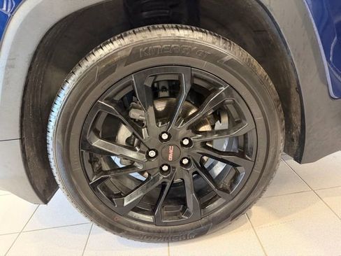Used 2023 GMC Terrain SLE w/ Elevation Edition FWD image 42
