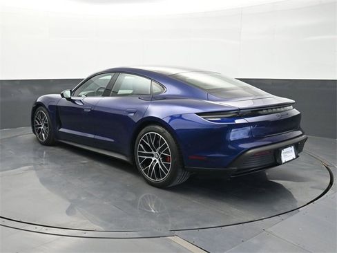 Certified 2020 Porsche Taycan 4S image 3