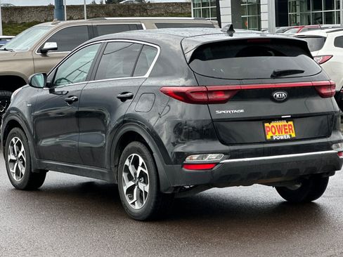 Used 2021 Kia Sportage LX image 6