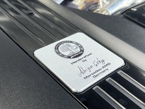 Used 2024 Mercedes-Benz SL 63 AMG S e Performance 4MATIC w/ Manufactur Interior Package image 45