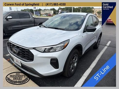 Used 2025 Ford Escape ST-Line w/ Tech Pack #1 AWD/4WD image 1