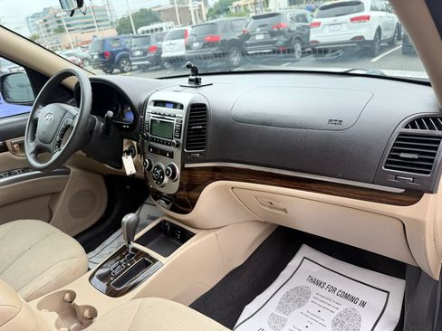 Used 2011 Hyundai Santa Fe GLS FWD image 32