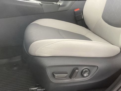 New 2025 Toyota RAV4 XLE image 18