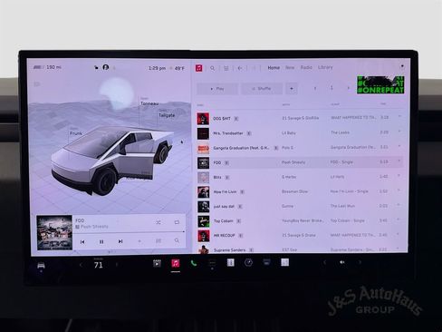 Used 2024 Tesla Cybertruck AWD Crew Cab image 17