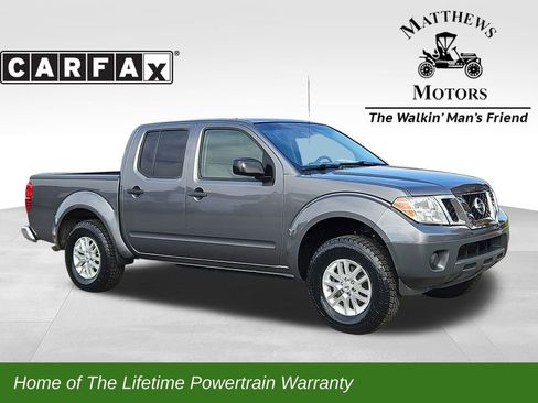 Used 2019 Nissan Frontier SV image 1