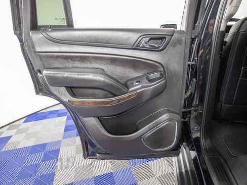 Used 2019 Chevrolet Tahoe LS RWD image 15