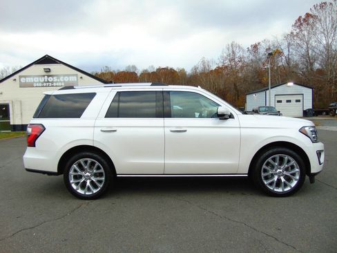 Used 2018 Ford Expedition Limited w/ Equipment Group 302A image 38