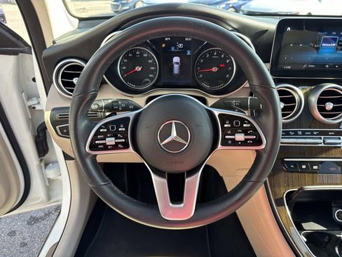 Used 2020 Mercedes-Benz GLC 300 4MATIC image 22