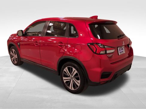 Used 2022 Mitsubishi Outlander Sport ES image 5
