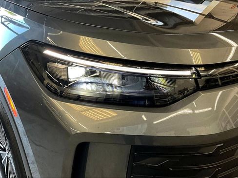 New 2025 Volkswagen Tiguan S image 28