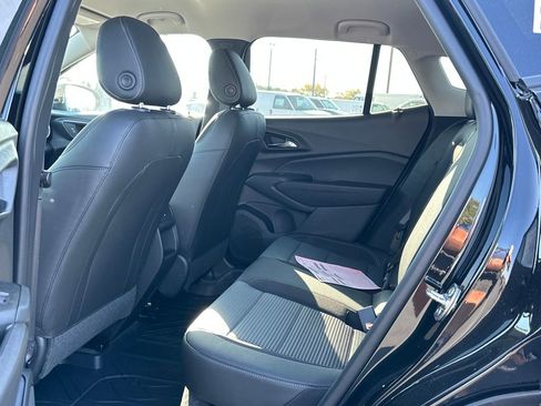 New 2025 Chevrolet Trax LT w/ Driver Confidence Package image 15