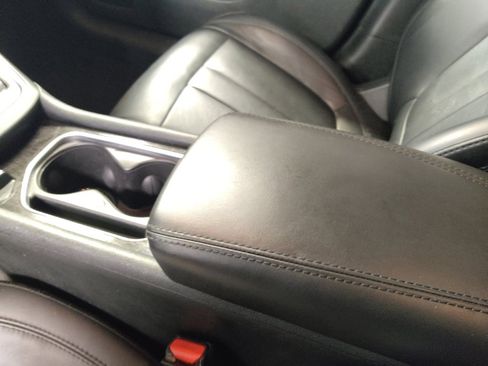 Used 2015 Chrysler 200 C w/ Navigation & Sound Group I image 26