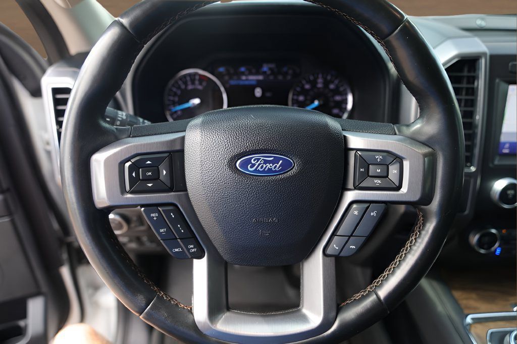 Used 2021 Ford Expedition Platinum RWD image 12