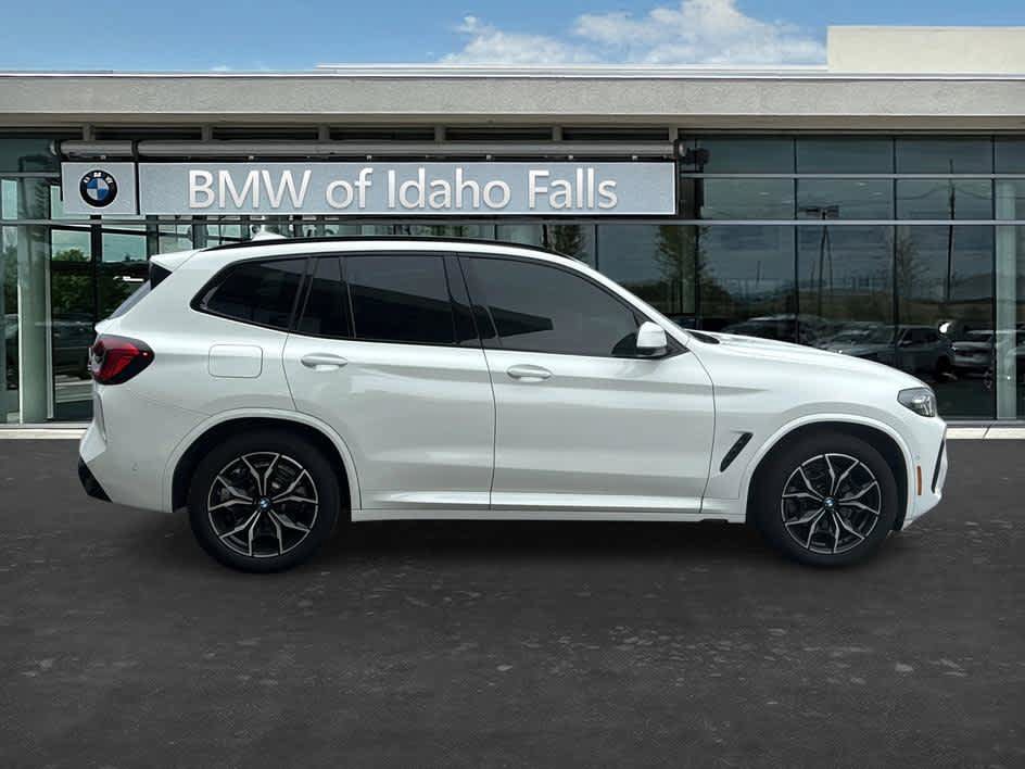 Used 2024 BMW X3 xDrive30i w/ Premium Package AWD/4WD image 8