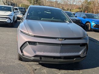 New 2026 Chevrolet Equinox EV LT video 2