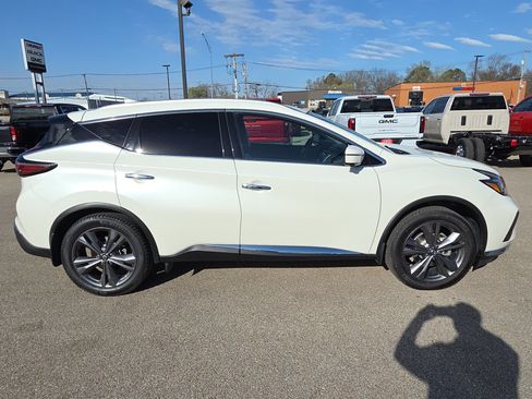 Used 2021 Nissan Murano Platinum image 9