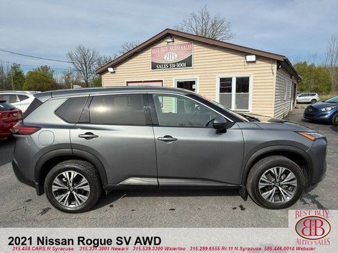 Used 2021 Nissan Rogue SV AWD/4WD image 2