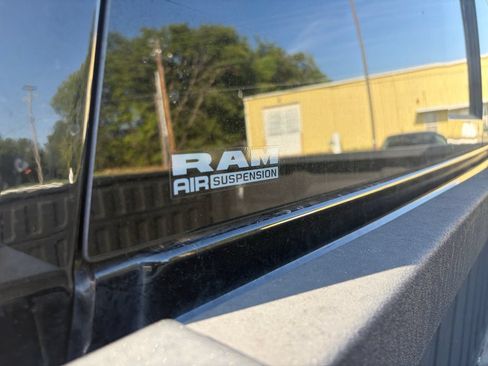 Used 2020 RAM 1500 Limited RWD image 12