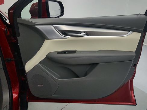 Used 2024 Cadillac XT5 Premium Luxury w/ Technology Package FWD image 29