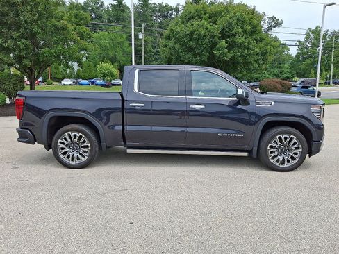 Used 2022 GMC Sierra 1500 Denali AWD/4WD image 26