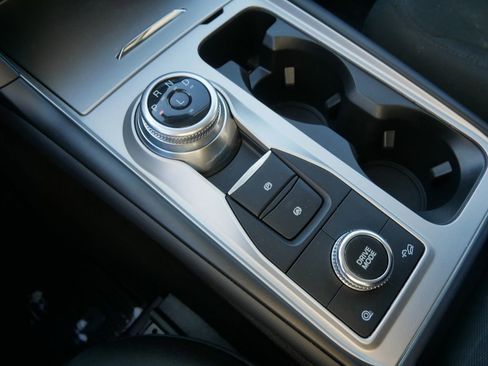 Certified 2022 Ford Explorer XLT w/ Class IV Trailer Tow Package image 23