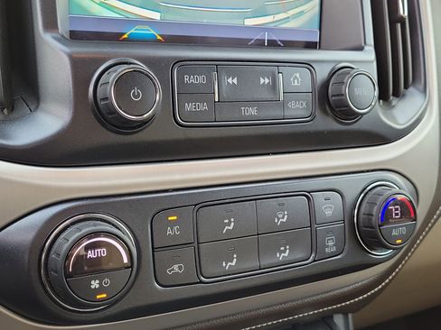 Used 2018 GMC Canyon SLT w/ Driver Alert Package image 28