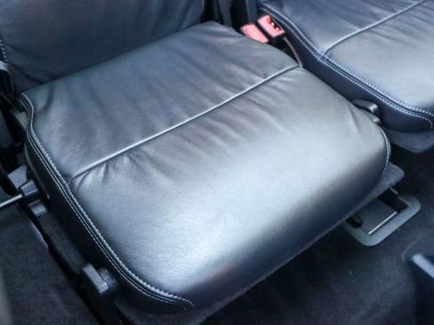 Used 2015 Land Rover LR4 HSE LUX image 22