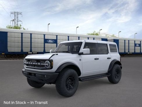 New 2026 Ford Bronco Outer Banks AWD/4WD image 1