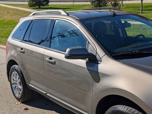 Used 2013 Ford Edge SEL image 15