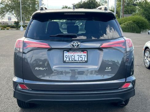 Used 2016 Toyota RAV4 LE AWD/4WD image 5