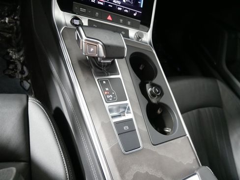 Used 2024 Audi A6 Premium Plus image 24