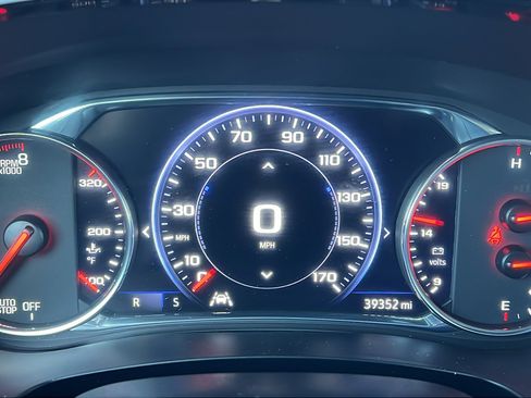 Used 2023 Chevrolet Traverse High Country image 30