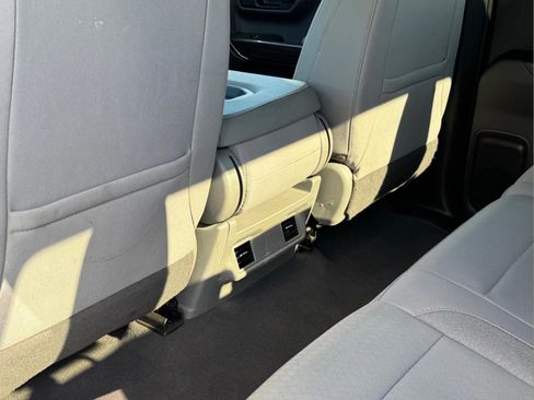 Used 2020 Chevrolet Silverado 1500 LT image 16