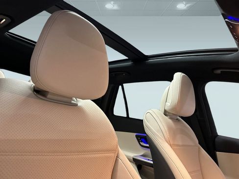 Used 2026 Mercedes-Benz GLC 300 4MATIC image 15