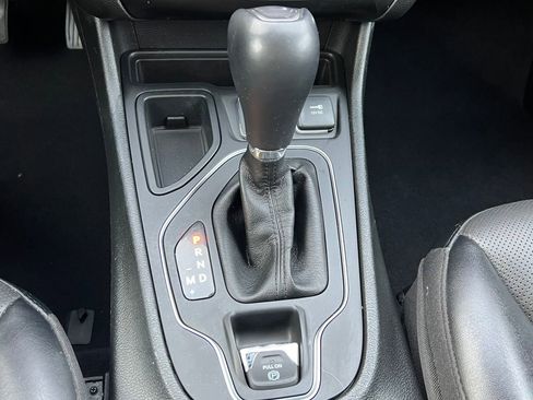 Used 2022 Jeep Cherokee Latitude Lux image 29