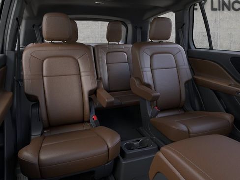 New 2026 Lincoln Aviator Reserve w/ Jet Appearance Package AWD/4WD image 11
