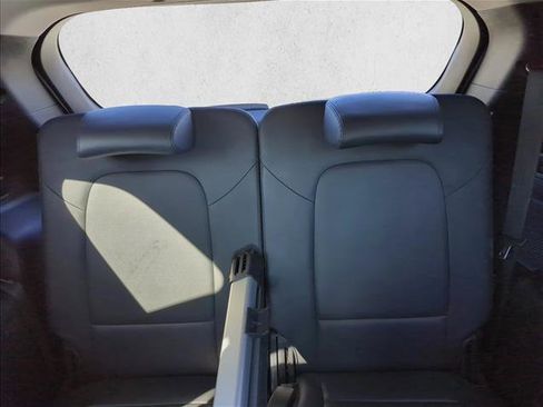 Used 2017 Hyundai Santa Fe Limited image 21