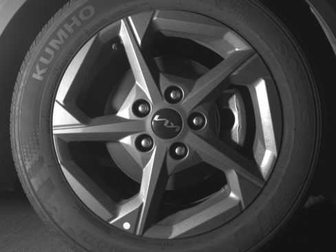 Used 2025 Kia K4 LXS image 13