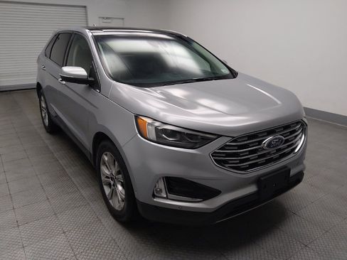Used 2020 Ford Edge Titanium w/ Equipment Group 301A FWD image 13