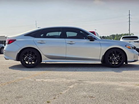 Used 2025 Honda Civic Sport image 6