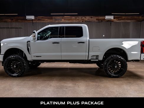 Used 2026 Ford F250 Platinum w/ Platinum Plus Package AWD/4WD image 6