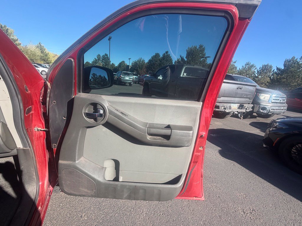 Used 2011 Nissan Xterra S AWD/4WD image 10