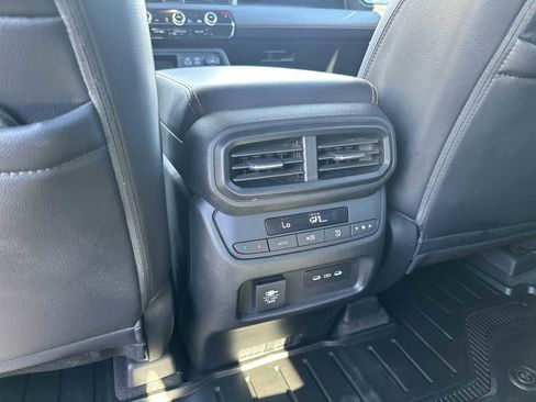Used 2024 Honda Pilot TrailSport image 21