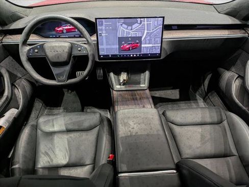 Used 2022 Tesla Model S image 17