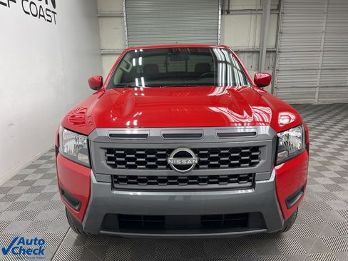 Used 2025 Nissan Frontier SV image 9