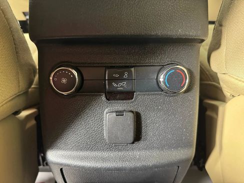 Used 2016 Ford Explorer FWD image 24