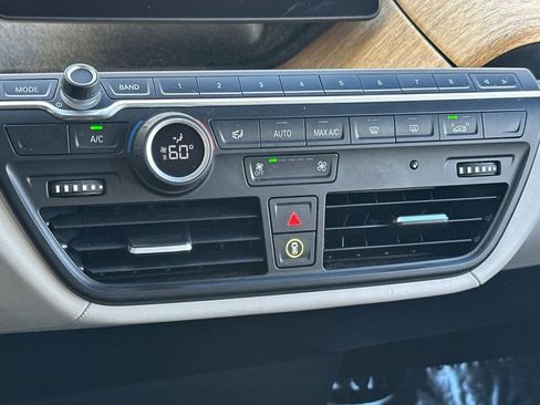 Used 2014 BMW i3 image 22