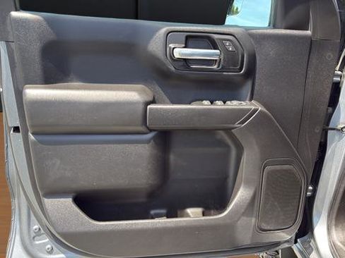 Used 2020 Chevrolet Silverado 1500 Custom Trail Boss w/ Custom Convenience Package AWD/4WD image 21